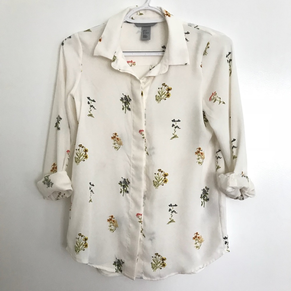 New H&M cute flowery blouse top